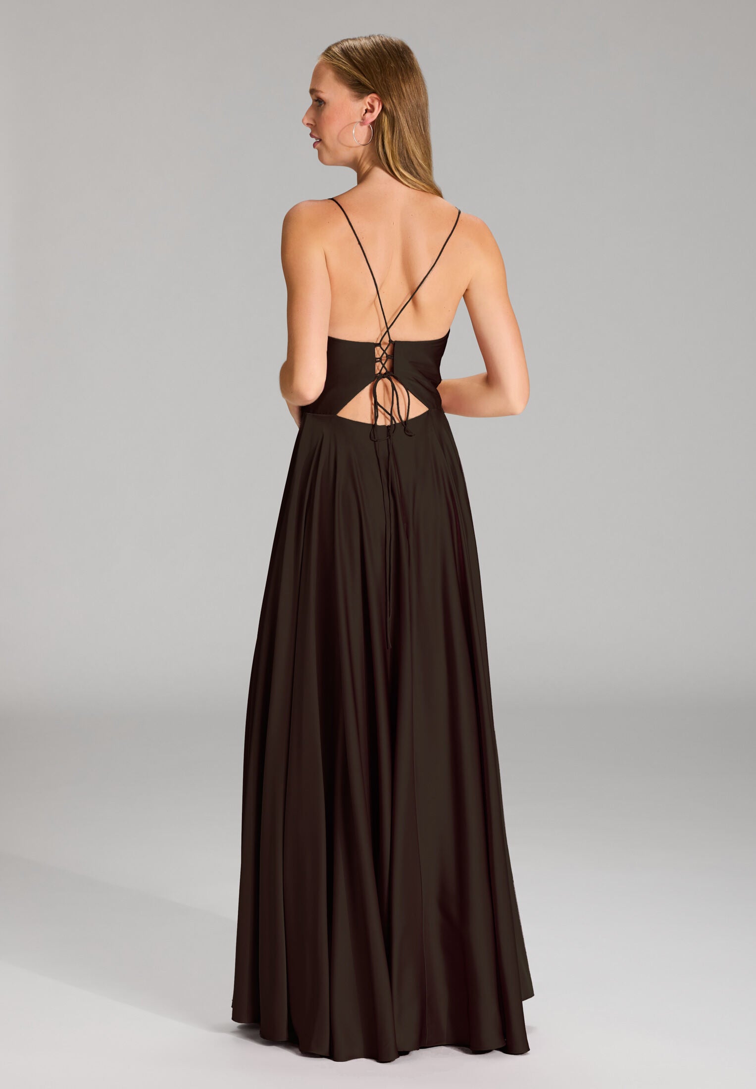 Satinkleid mit Schnürung am Rücken