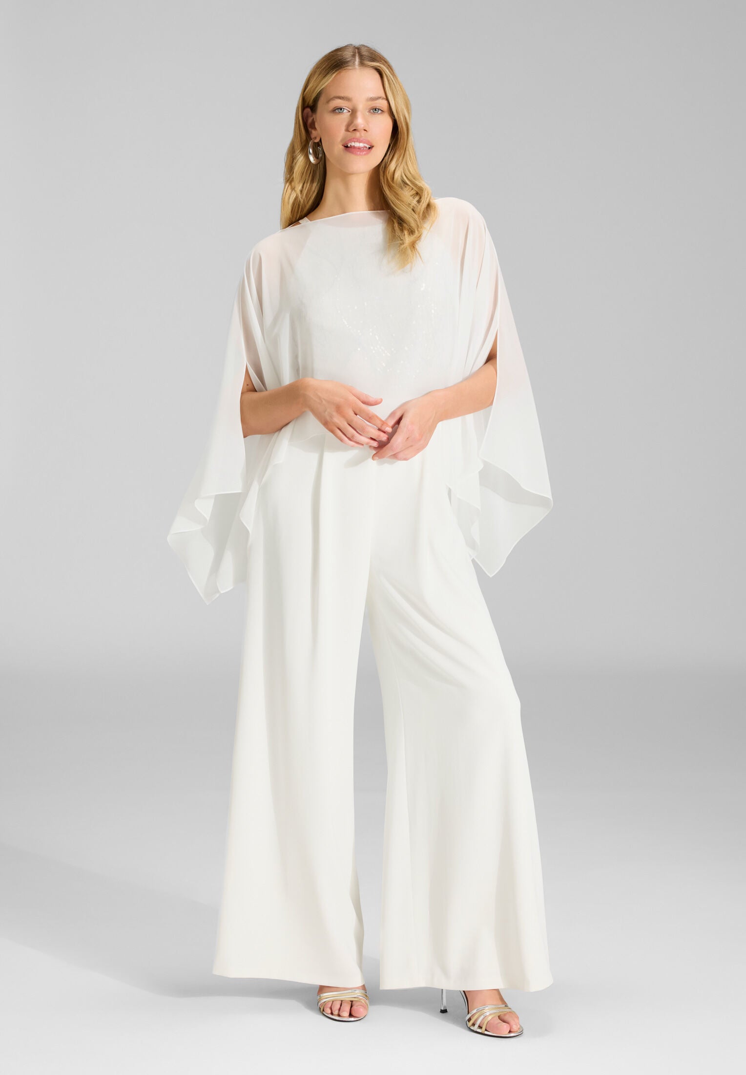 Schlupf-Stola aus Chiffon mit Ärmelschlitzen ivory