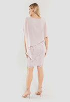 Pailletten-Kleid mit asymmetrischem Chiffon-Überwurf