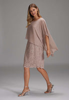 Pailletten-Kleid mit asymmetrischem Chiffon-Überwurf