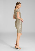 Etuikleid aus schimmerndem Jersey