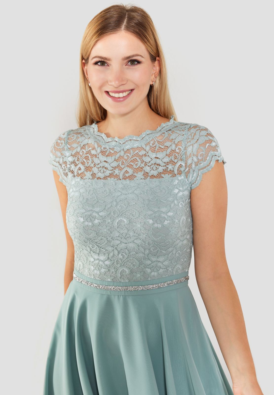 Spitzentop-Kleid mit Glitzerband