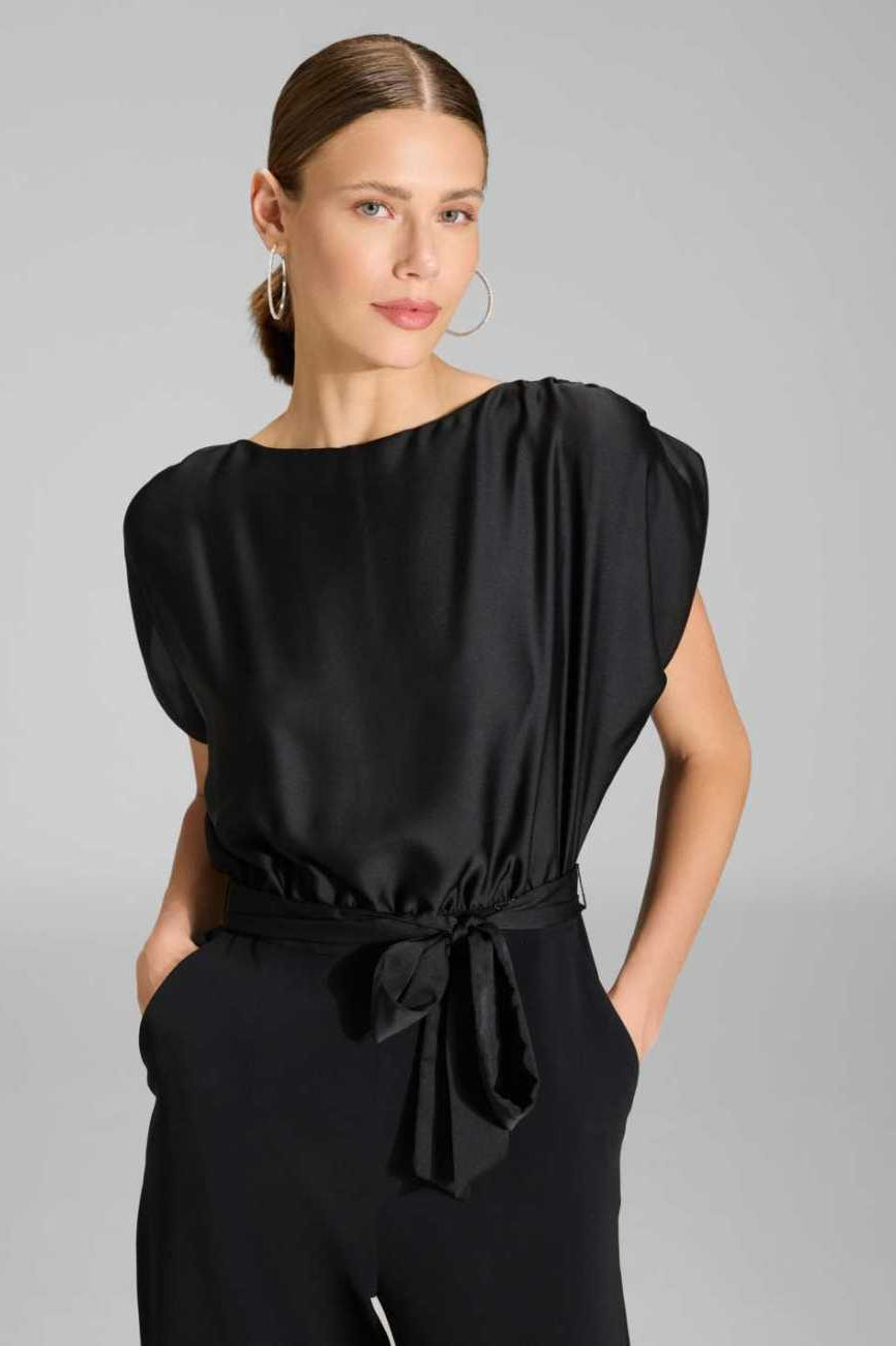 Jumpsuit mit geradem Beinschnitt
