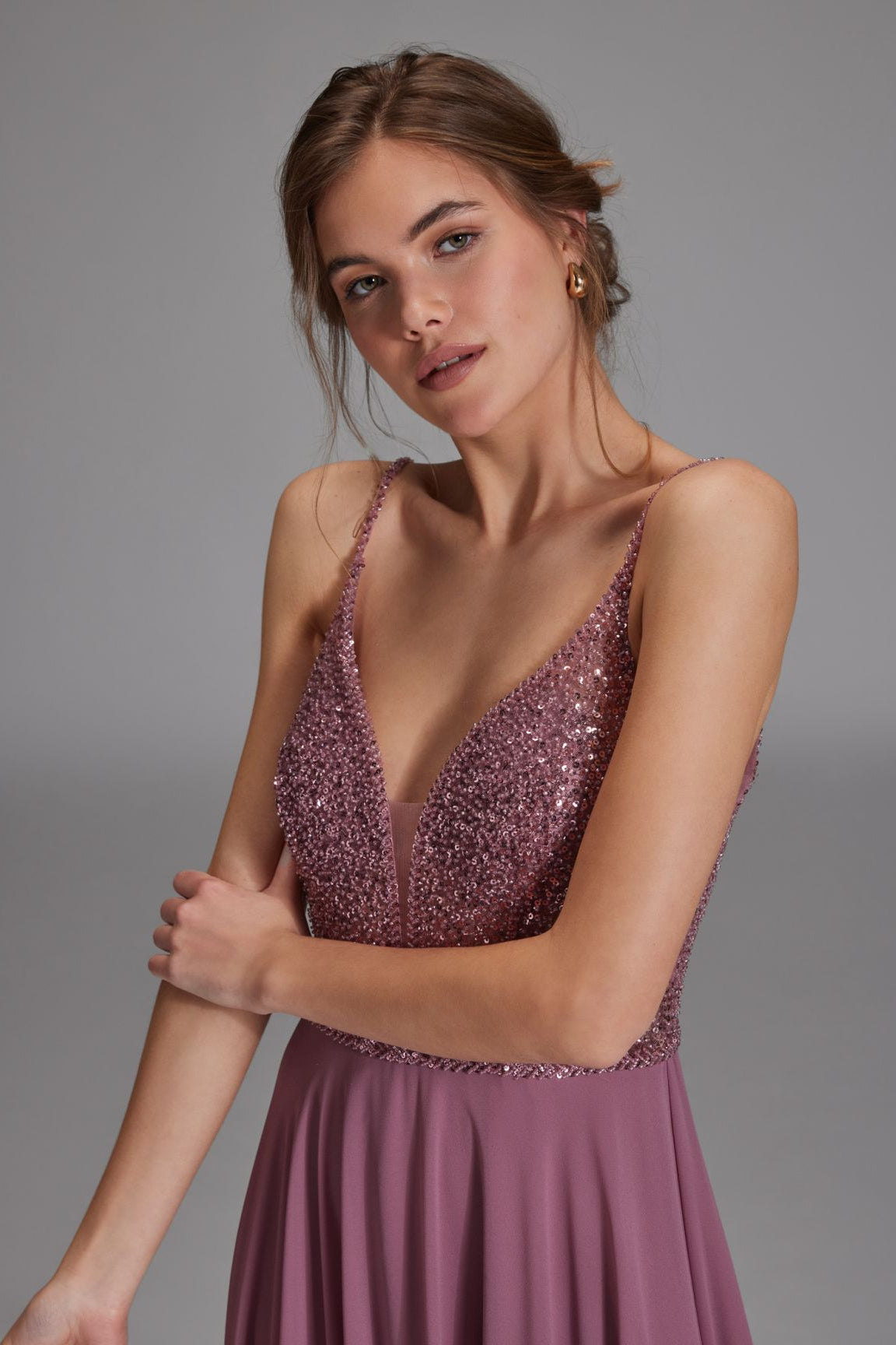 Langes paillettenbesticktes Abiball-Kleid