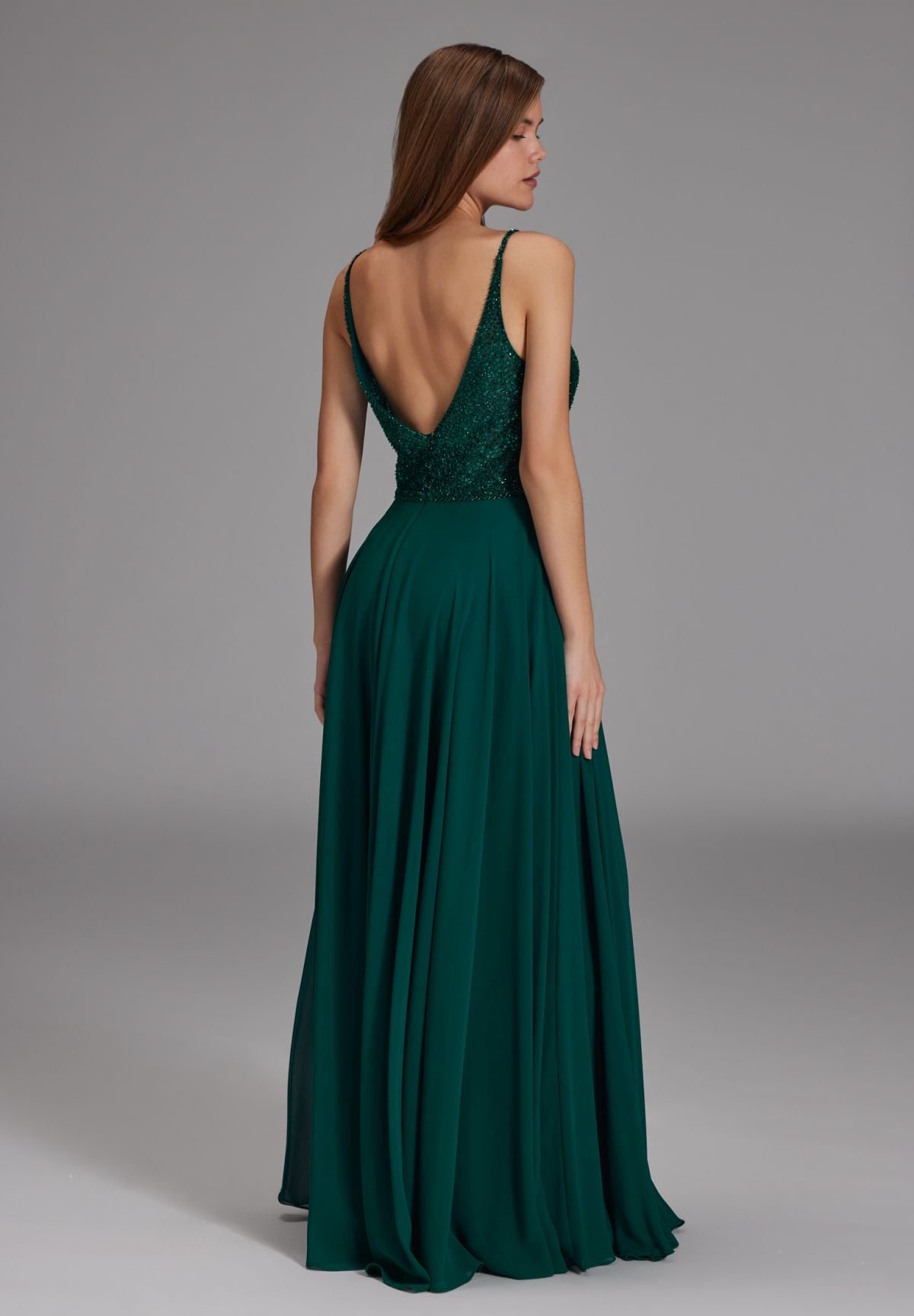 Langes paillettenbesticktes Abiball-Kleid