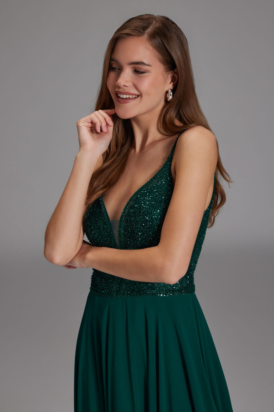 Langes paillettenbesticktes Abiball-Kleid