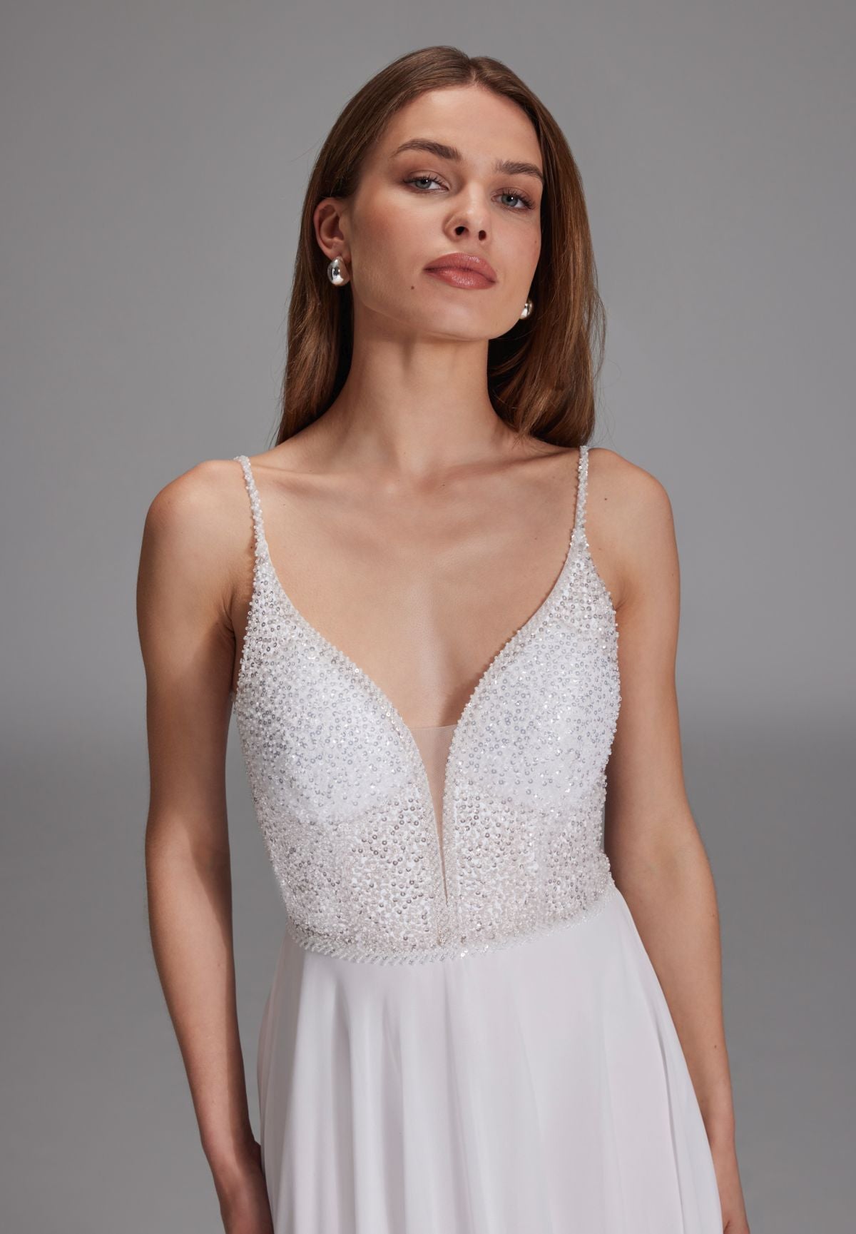 Langes paillettenbesticktes Abiball-Kleid