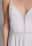 Langes paillettenbesticktes Abiball-Kleid