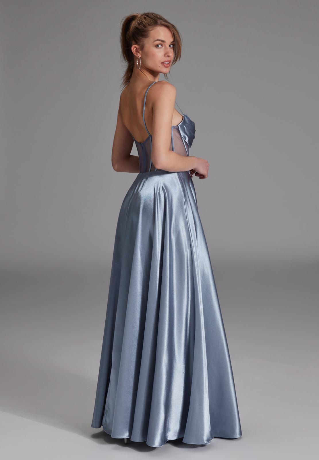 See-through-Corsagenkleid mit Ziersteinen