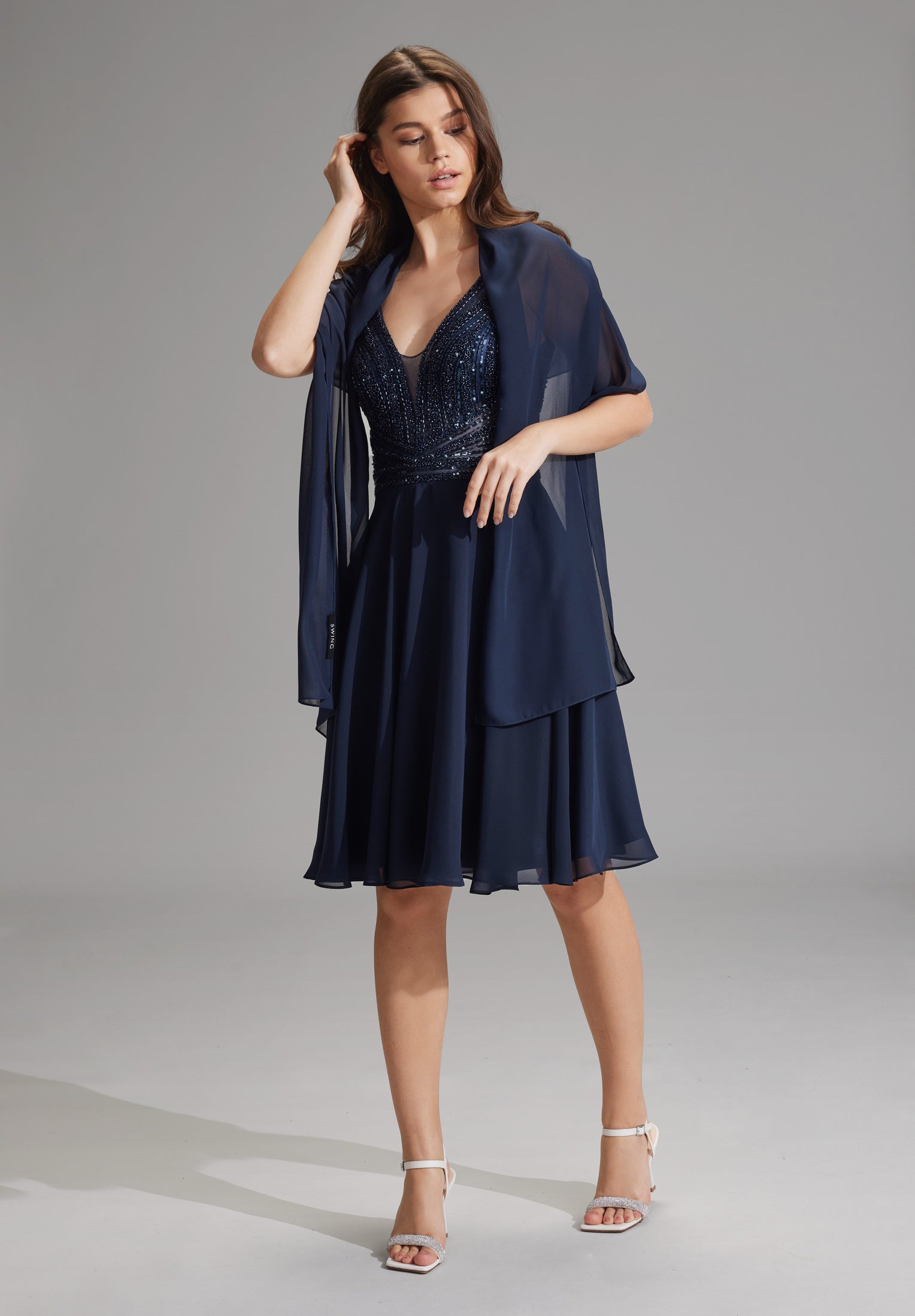 Zarte Chiffon-Stola im geraden Schnitt