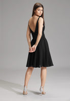 Cocktailkleid mit tonaler Stickerei