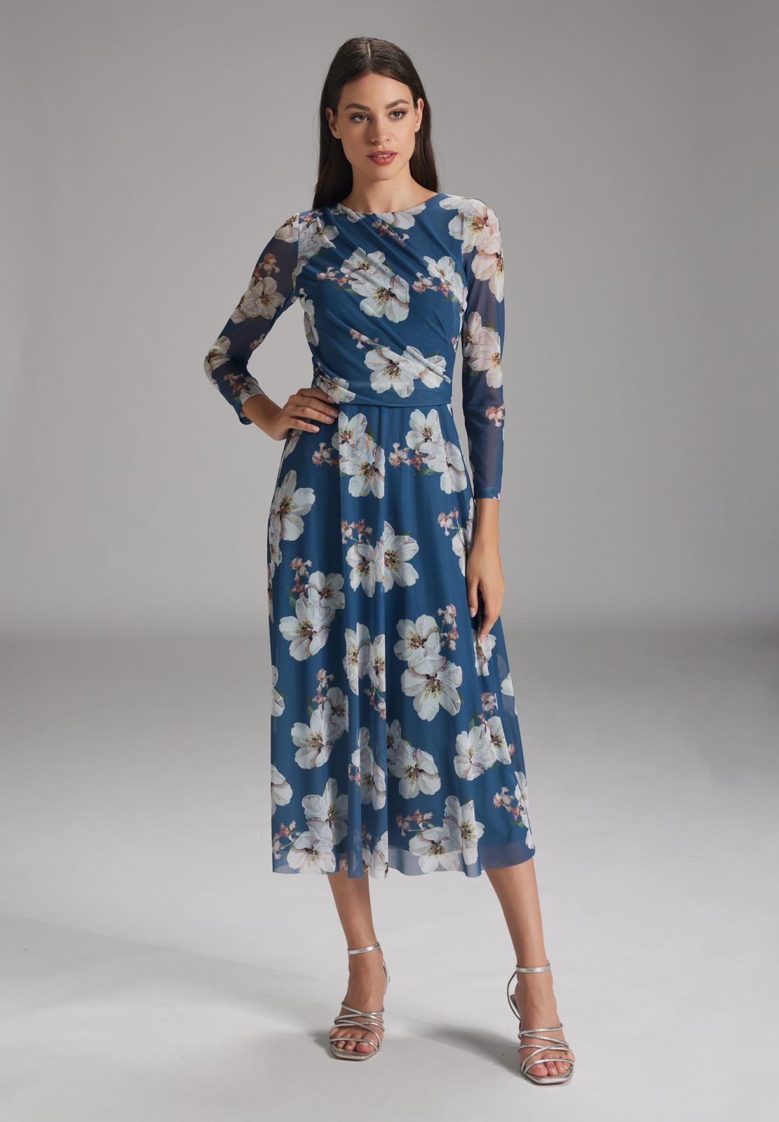 Midilanges Meshkleid mit 3/4-Arm faded blue multi