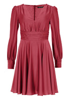 Cocktailkleid aus nachhaltigem Satin mit langen Ärmeln und Raff Details