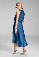 Cocktailkleid aus nachhaltigem Satin mit Volant am Saum