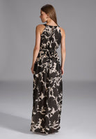 Abendkleid mit monochromen Blütendruck