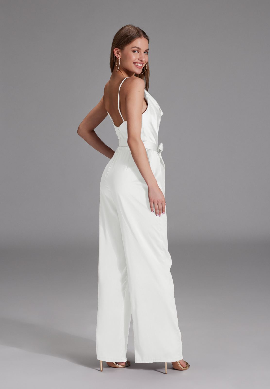 Satin Jumpsuit mit Bindegürtel