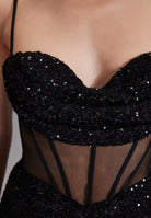 Paillettenkleid mit Taillenpart in See-through Optik