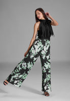 Jumpsuit mit Schluppenblusen Top und Druck Hose black apple green