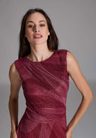 Plissiertes Kleid mit Metallicfäden