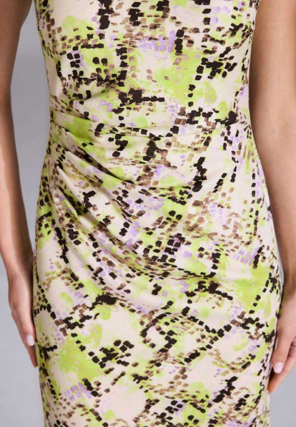 Etui Kleid aus Scuba mit Animal Print