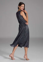 Plissiertes Midi Kleid mit Metallic Fäden