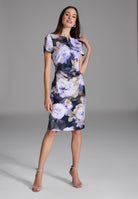 Etuikleid aus bedrucktem Scuba mit Schlitz-Ausschnitt