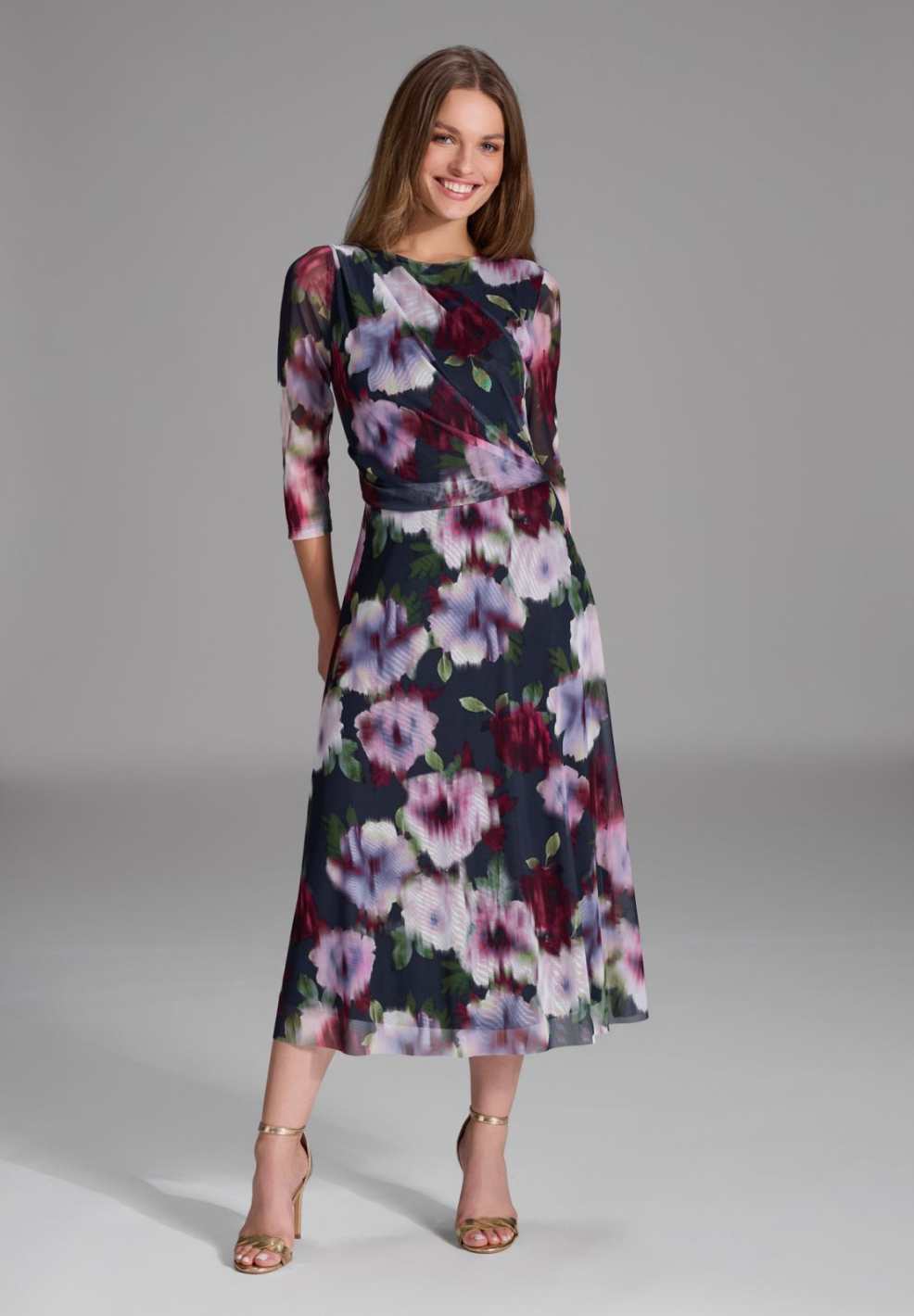 Midi Kleid aus bedrucktem Mesh mit Drapierung im Oberteil navy ruby red