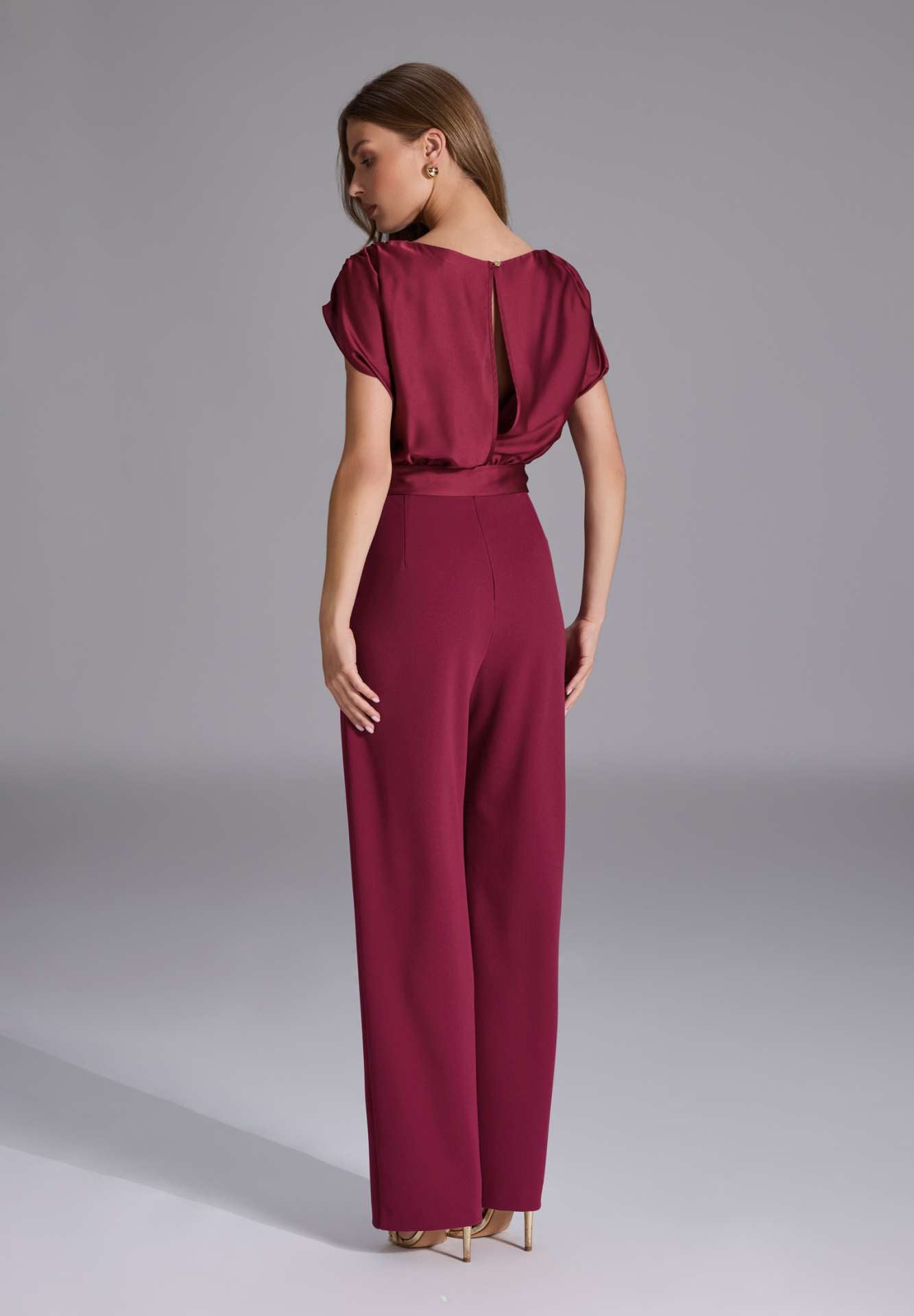 Jumpsuit mit geradem Beinschnitt