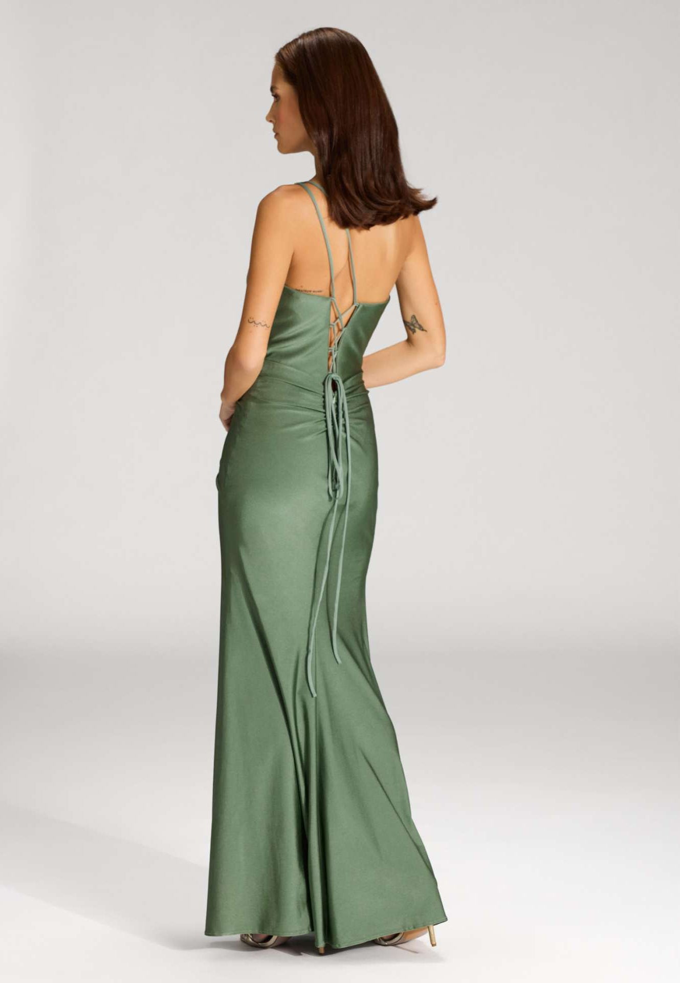 One-Shoulder-Kleid mit Cut-Out und Beinschlitz