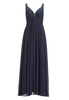 Chiffonkleid mit Spitzenstickerei