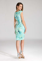 Etuikleid aus bedrucktem Scuba mit Drapierung