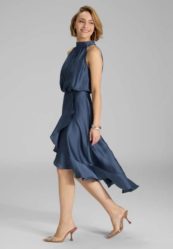 Cocktailkleid aus nachhaltigem Satin mit Volant am Saum