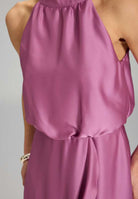 Cocktailkleid aus nachhaltigem Satin mit Volant am Saum