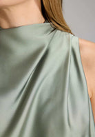 Midi Kleid aus nachhaltigem Satin mit Drapierung am Kragen