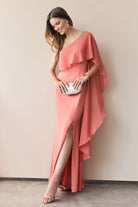 One-Shoulder Abendkleid mit einem Cape-ähnlichen Ärmel aus Chiffon terracotta