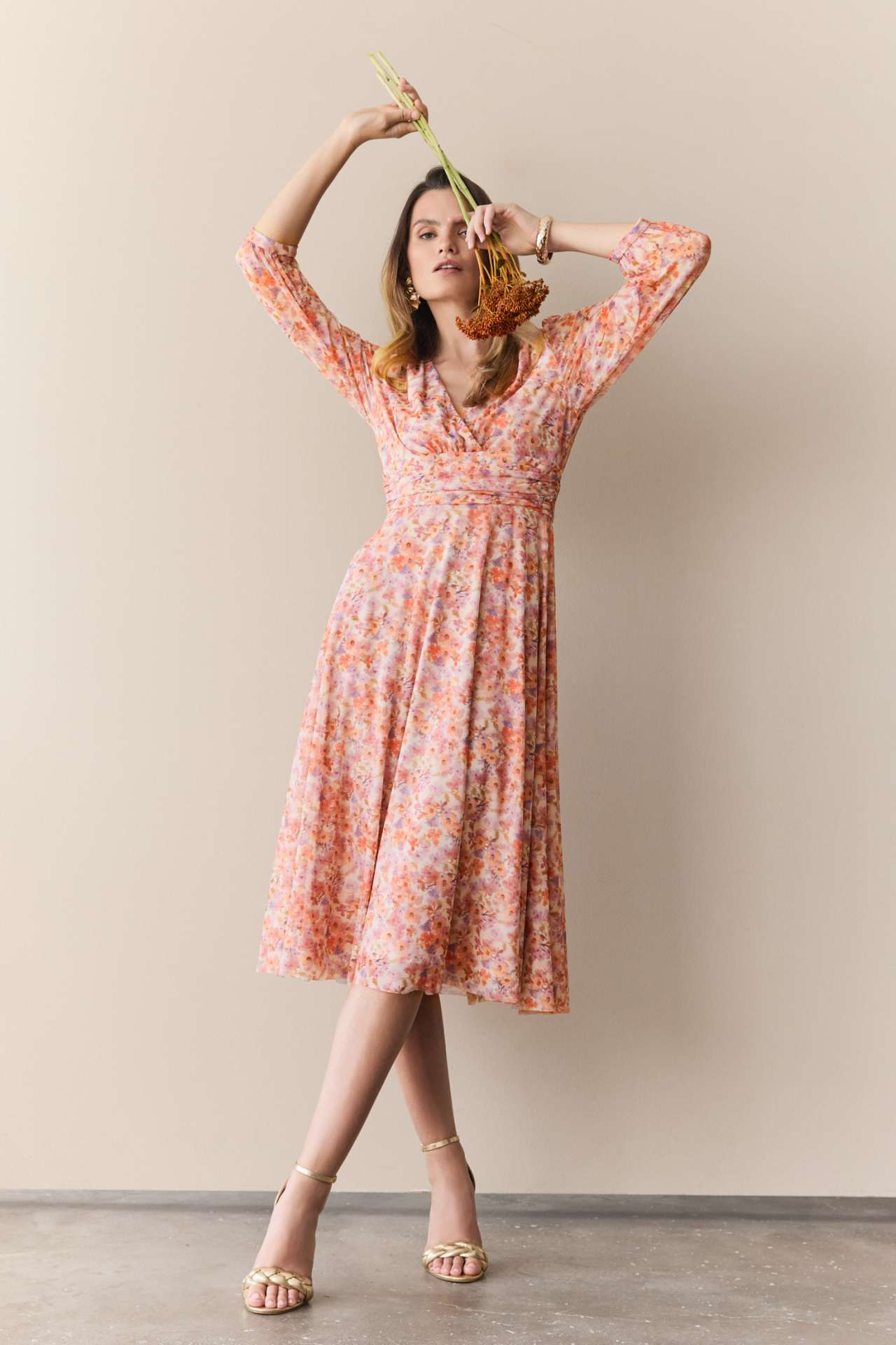 Midi Kleid aus bedrucktem Mesh mit ¾ Arm terracotta multi