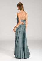 Satinkleid mit Schnürung am Rücken