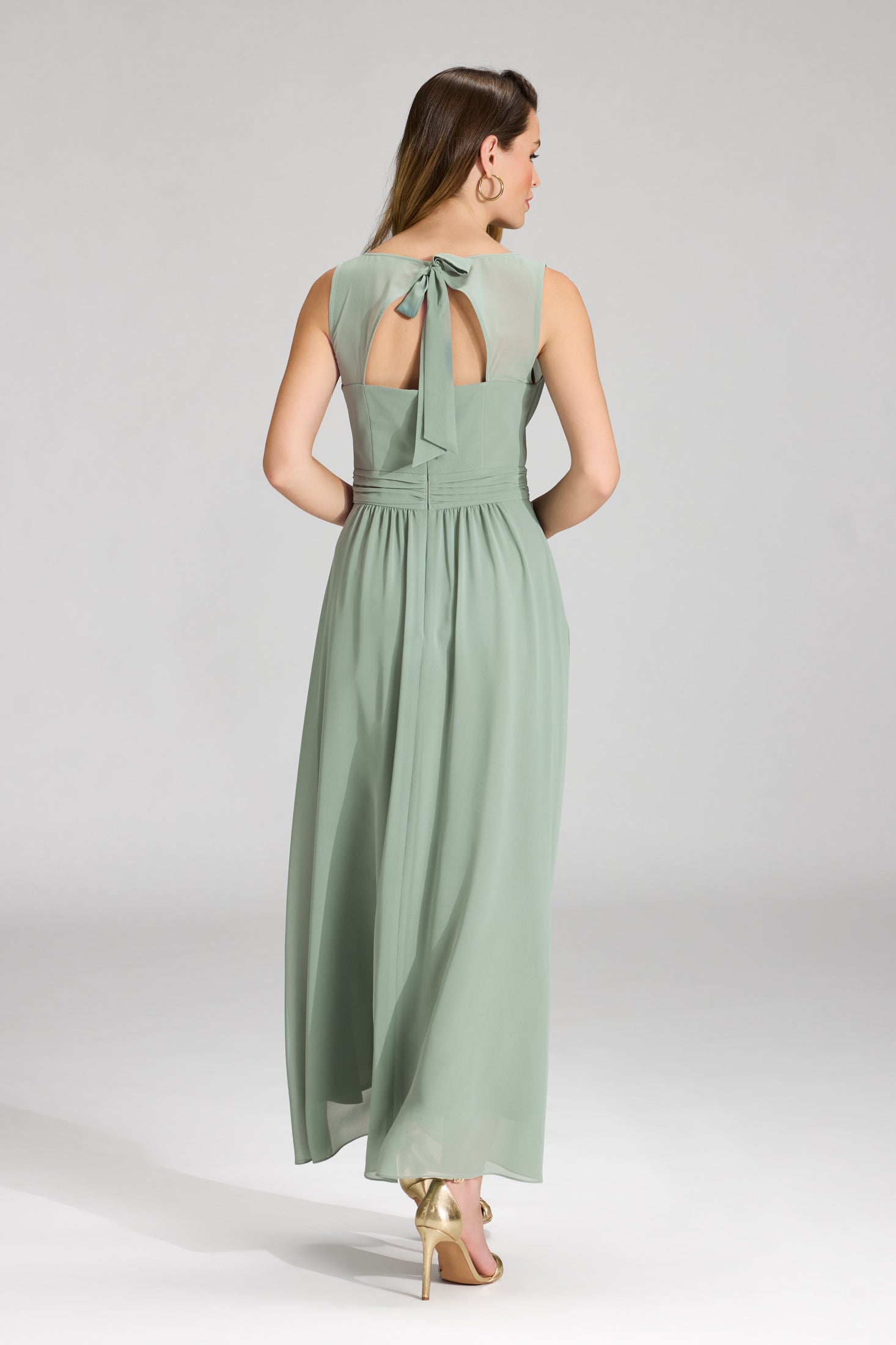 Abendkleid aus Chiffon mit Vokuhila Saum