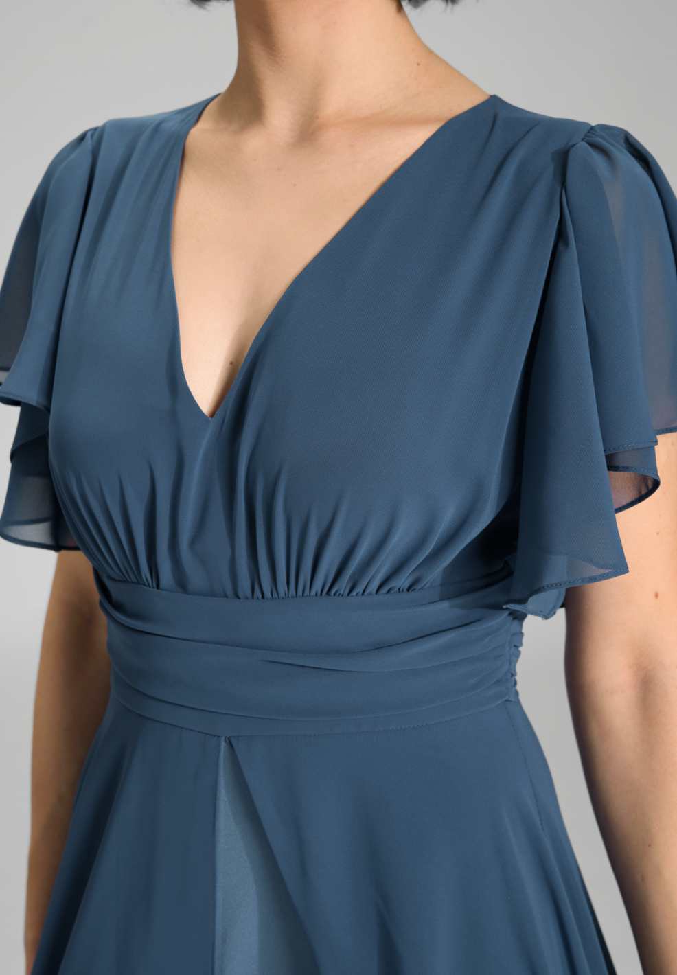 Chiffon Jumpsuit mit Überrock und Volantärmeln