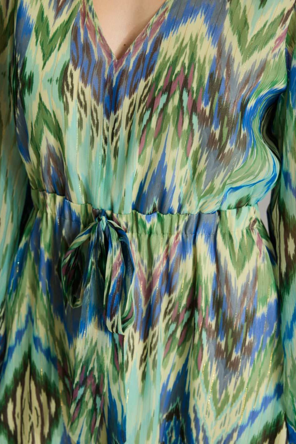 Maxikleid mit langen Ärmeln aus Chiffon mit Zick Zack Print