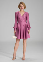 Cocktailkleid aus nachhaltigem Satin mit langen Ärmeln und Raff Details raspberry pink