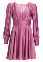 Cocktailkleid aus nachhaltigem Satin mit langen Ärmeln und Raff Details