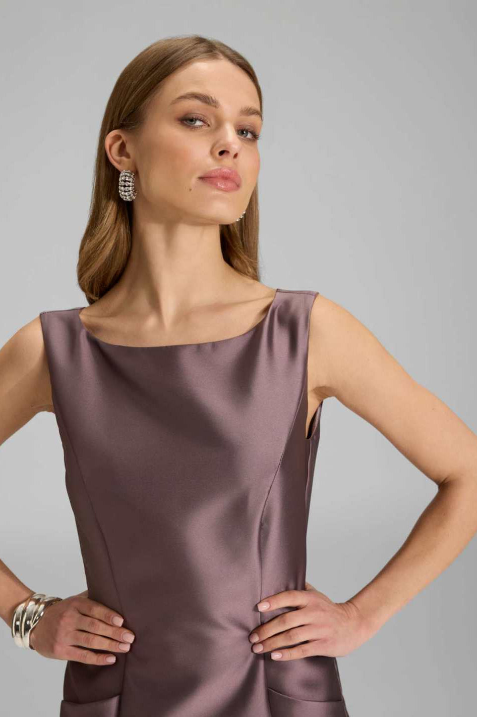 Abendkleid aus Twill mit Taschen