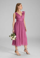 Cocktailkleid aus Crinkle Chiffon mit Volant Detail an der Schulter