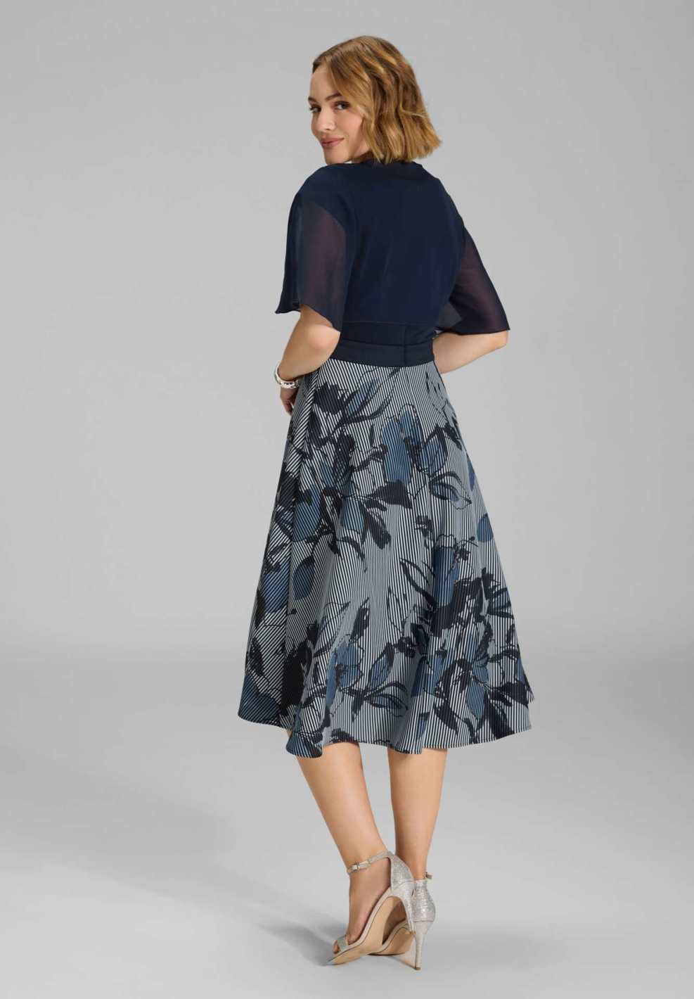 Chiffon Bolero mit Knoten