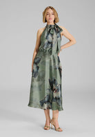 Bedrucktes Cocktailkleid mit Schluppe aus nachhaltigem Satin pistachio green multi