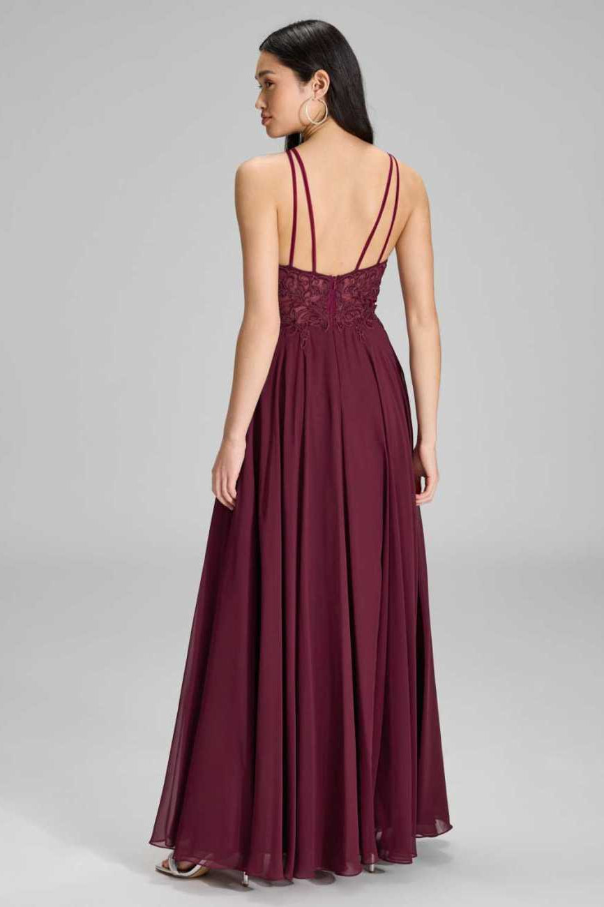 Abendkleid mit Stickerei und Chiffonrock