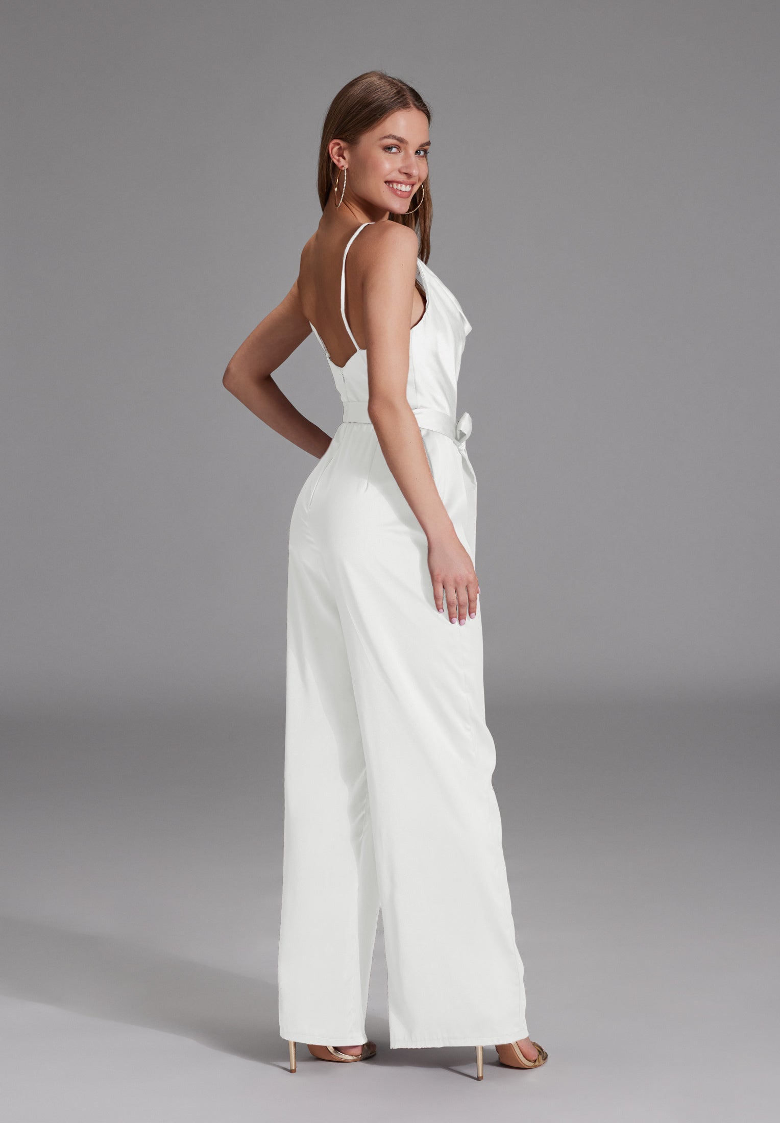 Satin Jumpsuit mit Bindegürtel