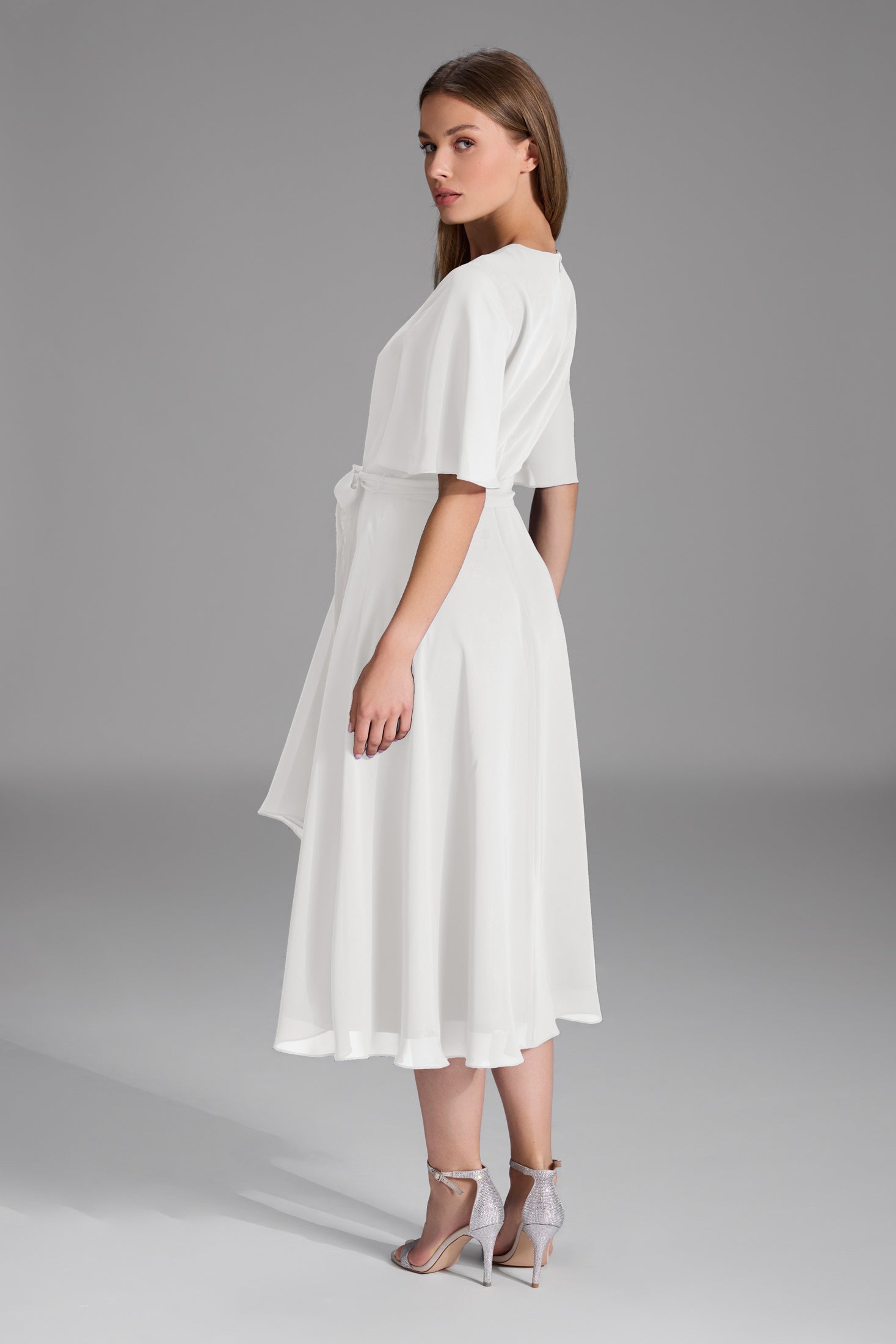 Chiffon Kleid in Wickel Optik mit Vokuhila Saum