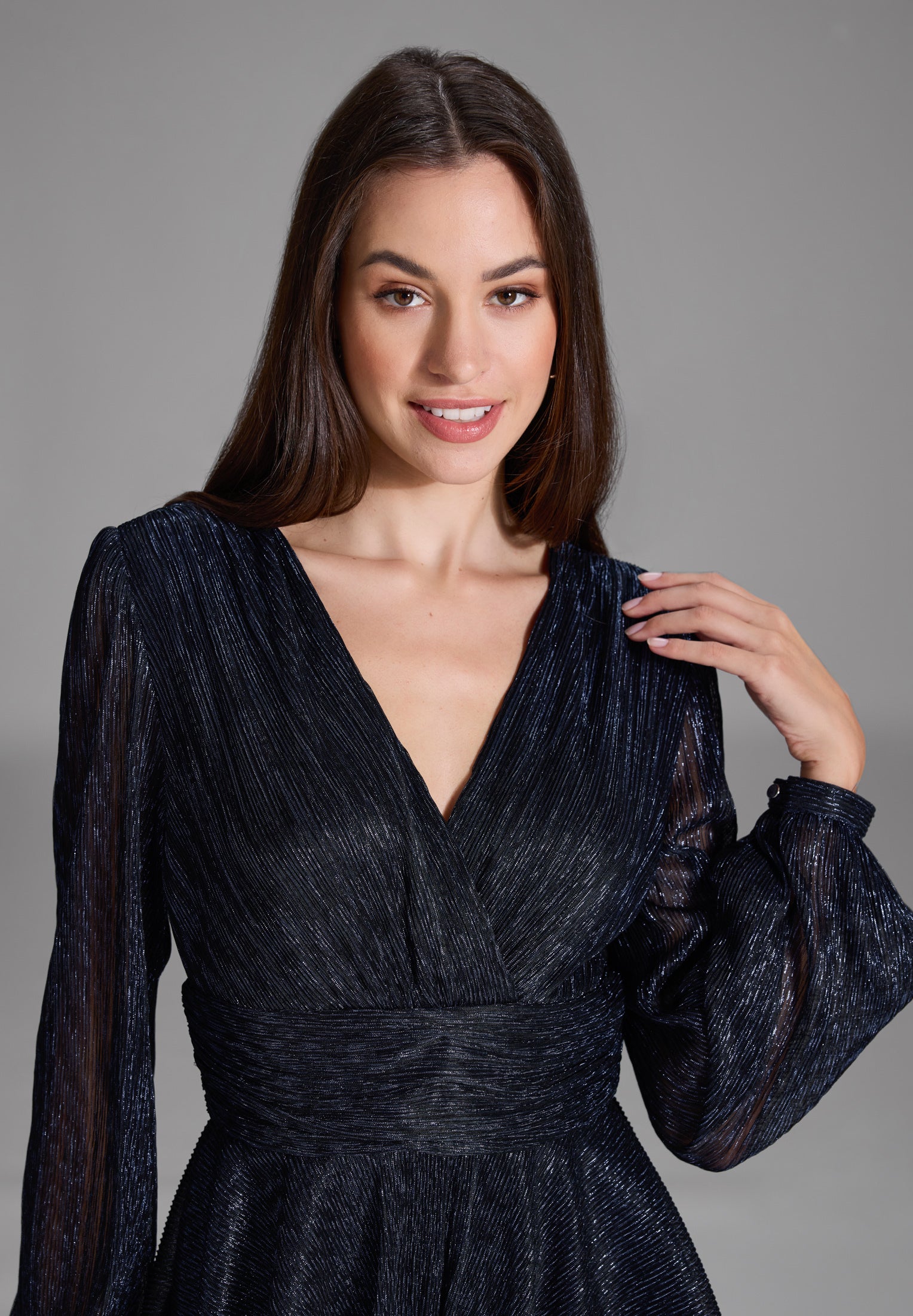 Kurzes Cocktailkleid aus Plissee Jersey